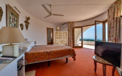 Exclusive villa with stunning panoramic views next to the Altea Golf Club
